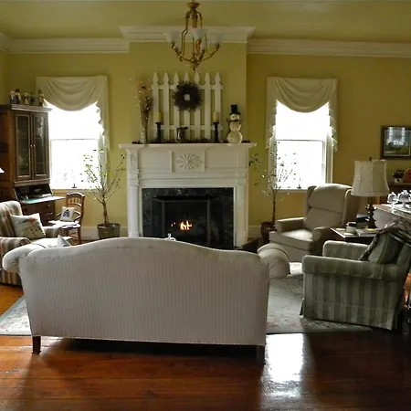 The Bed And Breakfast At Oliver Phelps Canandaigua Exterior photo