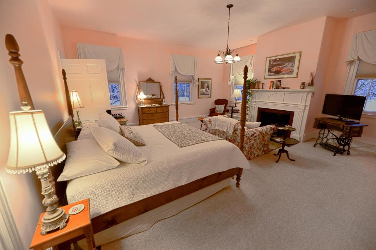 Couette-café The At Oliver Phelps Canandaigua
